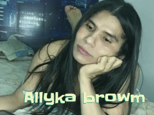 Allyka_browm