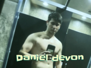 Daniel_devon