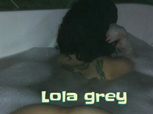 Lola_grey