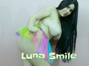 Luna_Smile