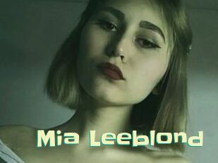 Mia_Leeblond