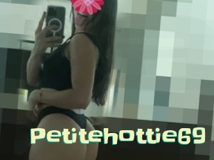 Petitehottie69