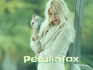 Petuliafox