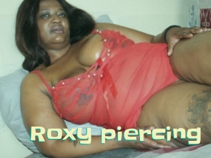 Roxy_piercing