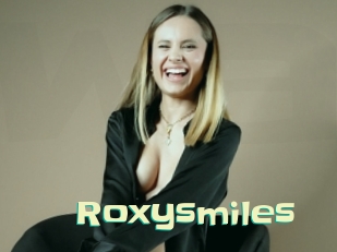 Roxysmiles