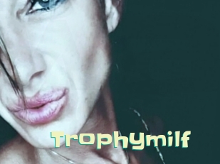 Trophymilf